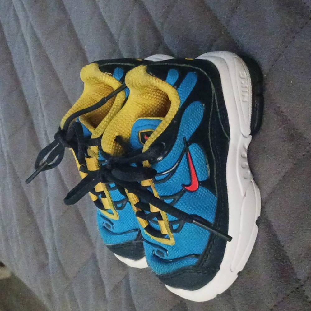 Baby nike - Picture 2 of 3